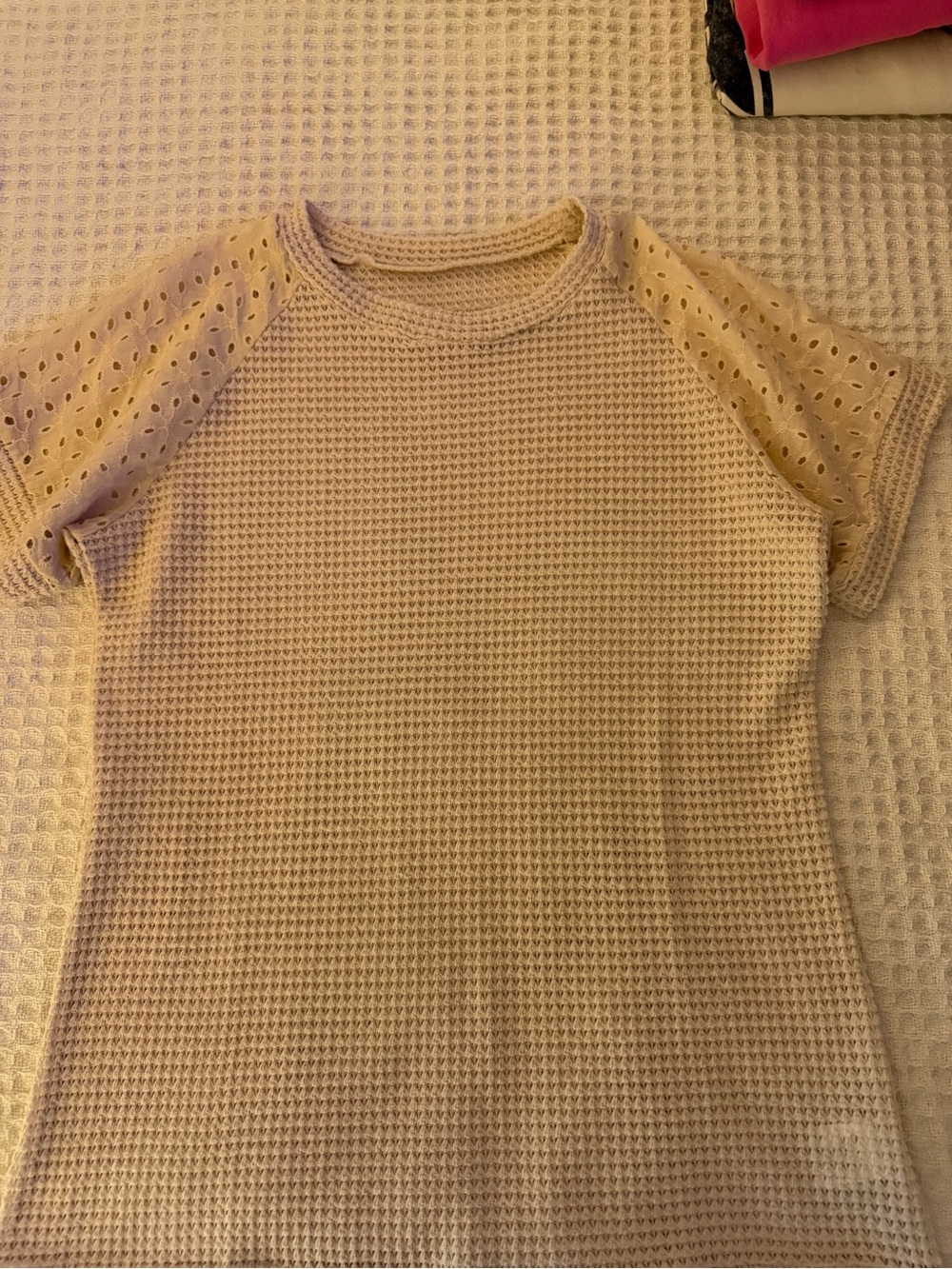 Women’s Short Sleeve Waffle Knit Top in Cream